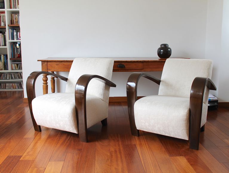 Complète refection of a pair of modern armchairs - Fabric editor Jim Thompson